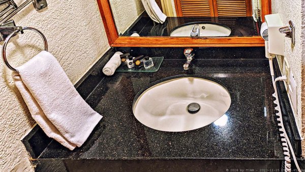Capital Plaza Hotel by null