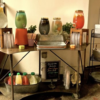 Happy Hopping Bartending - Stunning Water and Lemonade - Bartenders Near Me Happy Hopping Bartending - Stunning Water and Lemonade - Bartenders Near Me