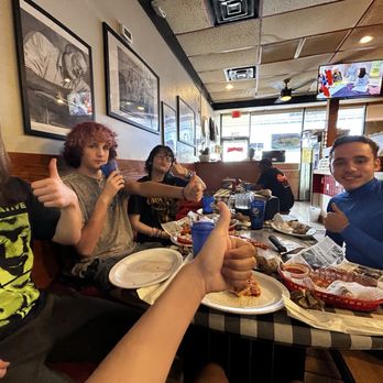 Pizzaworks - friends - Pizza Near Me - Big Pine Key, Florida
