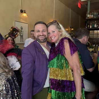 Fives - Cocktail Bars Near Me - New Orleans, Louisiana