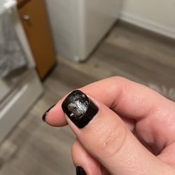 Diamond Nails - Wet hell underneath bubble. Exposure to uncurled gel can cause an allergy