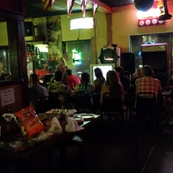 Zach's Olde Tyme Pub - Karaoke sometimes