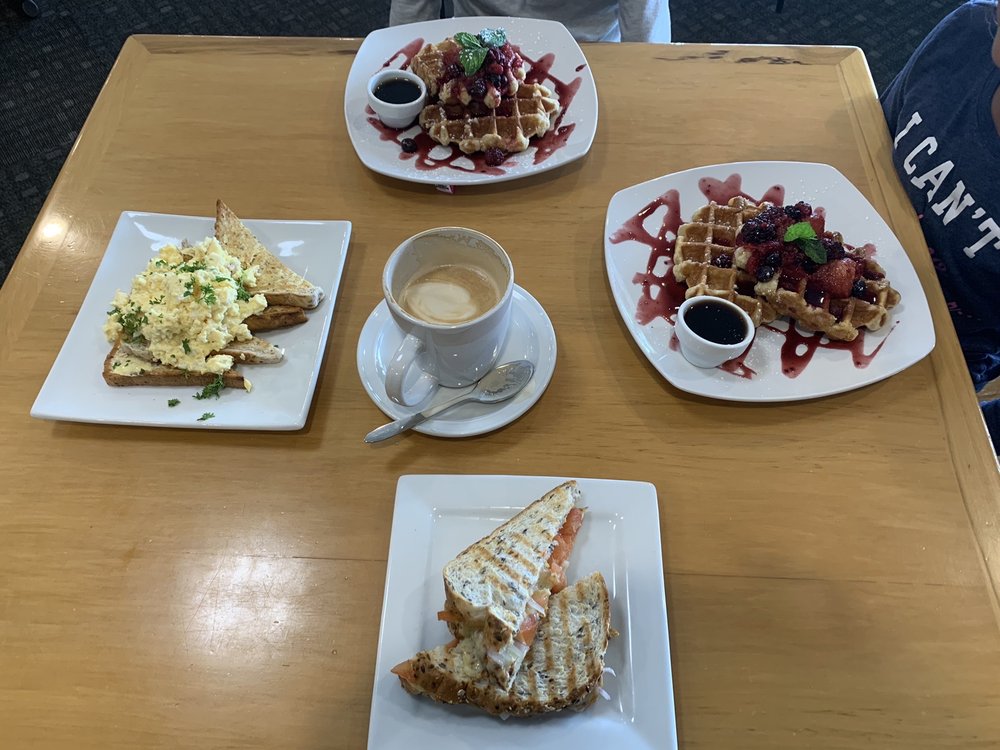 PINK GLIDER CAFE Updated September 2024 68 Airport Rd, Omarama