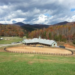 R Ranch in the Mountains Barn R Ranch in the Mountains Barn