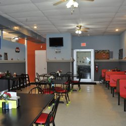 Jerry's Family Restaurant - Inside