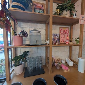 Rose Cafe - Water, sugar, milk etc - Breakfast & Brunch Near Me - Oceanside, California