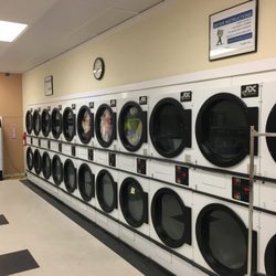 Wells Super Wash - Plenty of washing machine and dryer options!