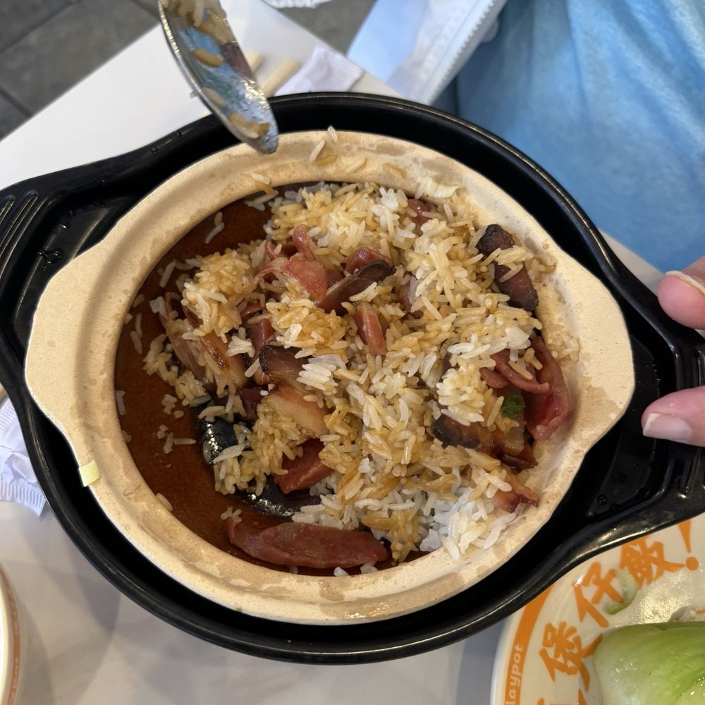 BZZ Clay Pot - Signature Lap Mei - Chinese Near Me - Cupertino, California