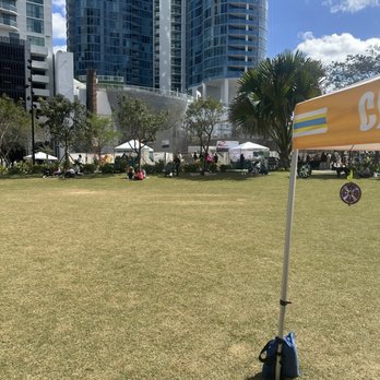 Huizenga Park - Parks Near Me - Fort Lauderdale, Florida