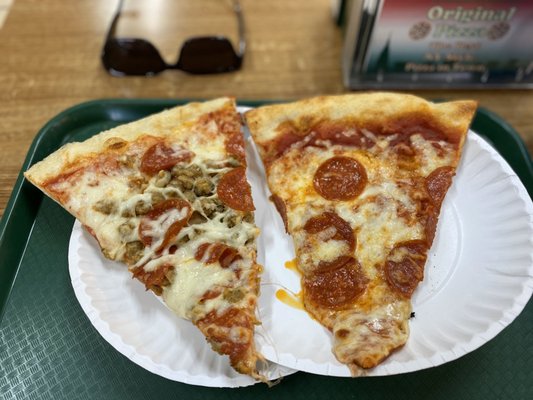 Leone Original Pizza by null