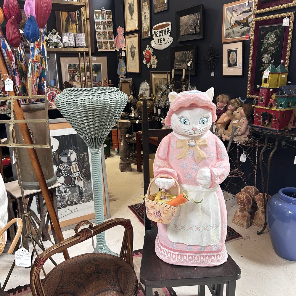 Antique Society - Antiques Near Me - Sebastopol, California Antique Society - Antiques Near Me - Sebastopol, California