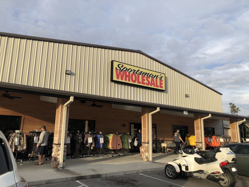 SPORTSMANS WHOLESALE 184 U S Hwy 24, Morehead City, North Carolina