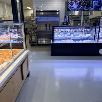 Paris Baguette - Bakeries Near Me - San Jose, California
