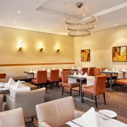 H+ Hotel Bochum - Food and Drink