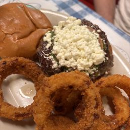 Pesto and Goat Cheese Burger Pesto and Goat Cheese Burger