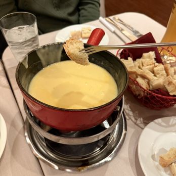 Lugano Swiss Bistro - fondue - Fondue Near Me - Carmel, California Lugano Swiss Bistro - fondue - Fondue Near Me - Carmel, California