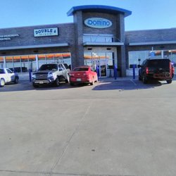 Domino Food & Fuel - Front of store