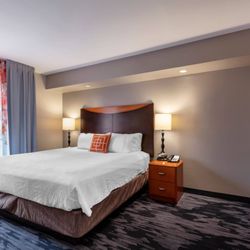Fairfield Inn & Suites Columbus