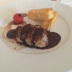 Le Château de Breuil - Le cacao est surprenant, mais très bon, pas vraiment pimentée par contre. L'accompagnement de polenta n'est pas fou mais bon