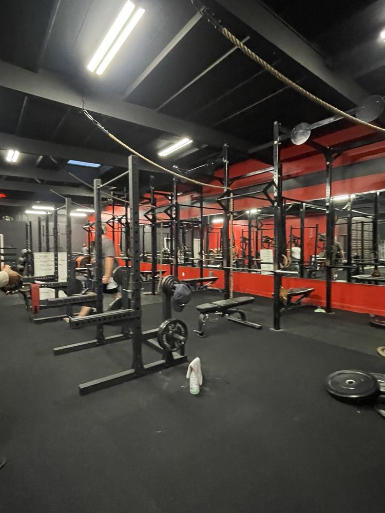 Crossfit Hayward Logo