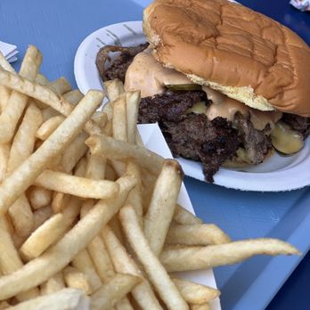 For The Win - Burgers Near Me - Glendale, California For The Win - Burgers Near Me - Glendale, California
