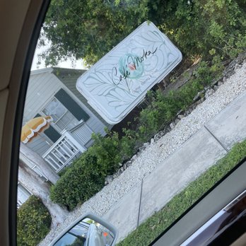 Cafe Moka - Inside/outside - Coffee & Tea Near Me - Tavernier, Florida Cafe Moka - Inside/outside - Coffee & Tea Near Me - Tavernier, Florida