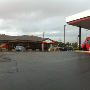 Flying J - Gas Stations Near Me - Evanston, Wyoming