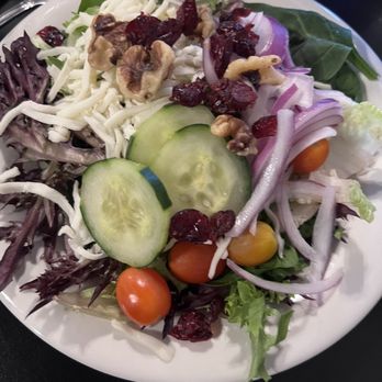 Aromas - Side salad that came with dinner entree - Buffets Near Me - Fresno, California Aromas - Side salad that came with dinner entree - Buffets Near Me - Fresno, California