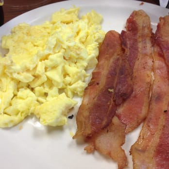 Flo's Coffee Shop - Scrambled eggs n bacon came with the French toast combo $7.95 - Diners Near Me - El Monte, California