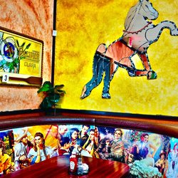 Maria's Cafe Mexican Restaurant - It's like eating in a novela lol