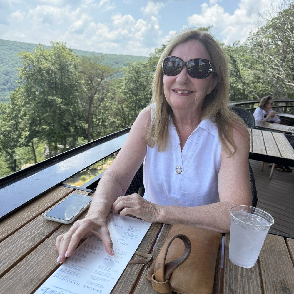 Skyside - Skyview sits on the side of a mountain. - Cocktail Bars Near Me - Rising Fawn, Georgia Skyside - Skyview sits on the side of a mountain. - Cocktail Bars Near Me - Rising Fawn, Georgia