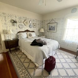 Briar Rose Inn - The fabulous Blue Room!