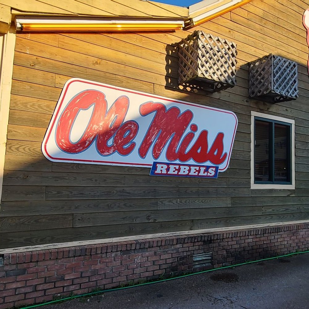 Kennel Club Steakhouse - Outside - Steakhouses Near Me - Grenada, Mississippi Kennel Club Steakhouse - Outside - Steakhouses Near Me - Grenada, Mississippi