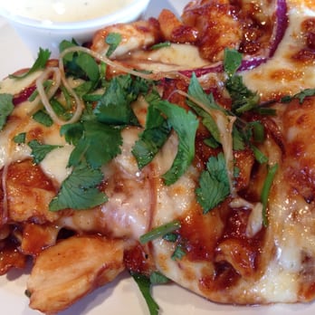 Toppers Pizza Place - Pizza Near Me - Oxnard, California