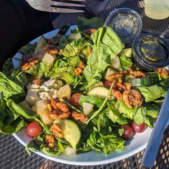 Colloca Estate Winery - Vineyard salad - Wineries Near Me - Sterling, New York Colloca Estate Winery - Vineyard salad - Wineries Near Me - Sterling, New York
