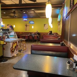 Tito's Restaurant Pizzeria