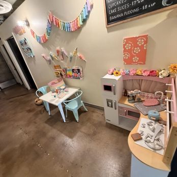 Hunnie Butter - Kid, friendly kitchen - Desserts Near Me - Phoenix, Arizona Hunnie Butter - Kid, friendly kitchen - Desserts Near Me - Phoenix, Arizona