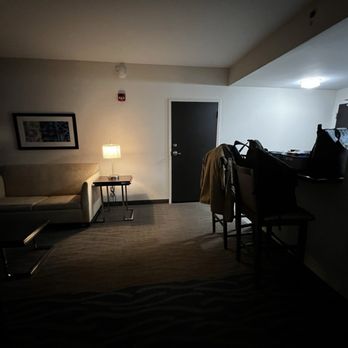 Holiday Inn Paducah Riverfront - Bar/kitchenette. Had sink microwave and small refrigerator - Hotels Near Me - Paducah, Kentucky