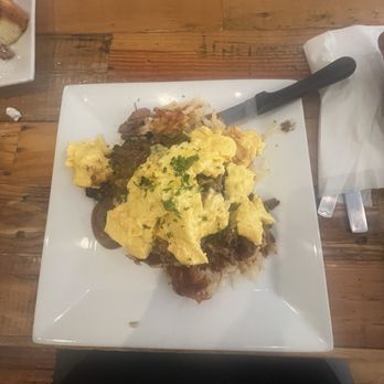 Batter & Berries - BIG SHOULDERS Brisket Hash - Breakfast & Brunch Near Me - Chicago, Illinois