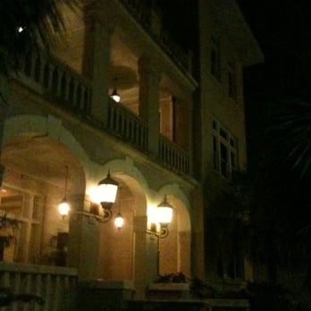 Ocho - Lounges Near Me - San Antonio, Texas