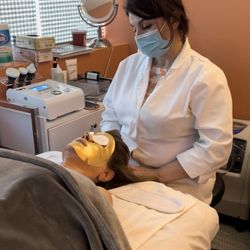Mclean Laser Center