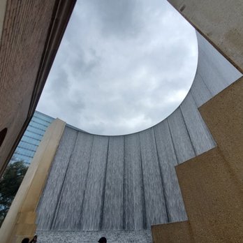 Gerald D Hines Waterwall Park - Waterwall fountain - Landmarks & Historical Buildings Near Me - Houston, Texas Gerald D Hines Waterwall Park - Waterwall fountain - Landmarks & Historical Buildings Near Me - Houston, Texas