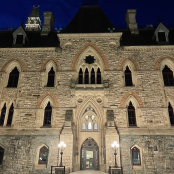 Parliament Hill - Landmarks & Historical Buildings Near Me - Ottawa, Ontario Parliament Hill - Landmarks & Historical Buildings Near Me - Ottawa, Ontario