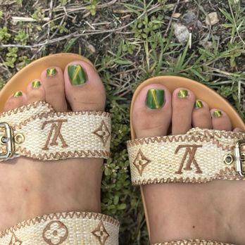 Mi Mi hair & nails - Nail Salons Near Me - Lockhart, Texas Mi Mi hair & nails - Nail Salons Near Me - Lockhart, Texas
