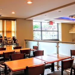 Bellerose Inn