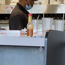 Cook with no mask on the grill in this pandemic
