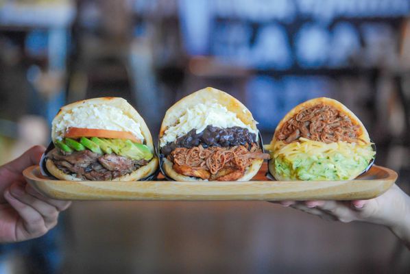 Doggi's Arepa Bar by null