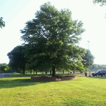 Heritage Oak Park - Here is the HERITAGE OAK TREE where it all started. - Parks Near Me - Mason, Ohio Heritage Oak Park - Here is the HERITAGE OAK TREE where it all started. - Parks Near Me - Mason, Ohio