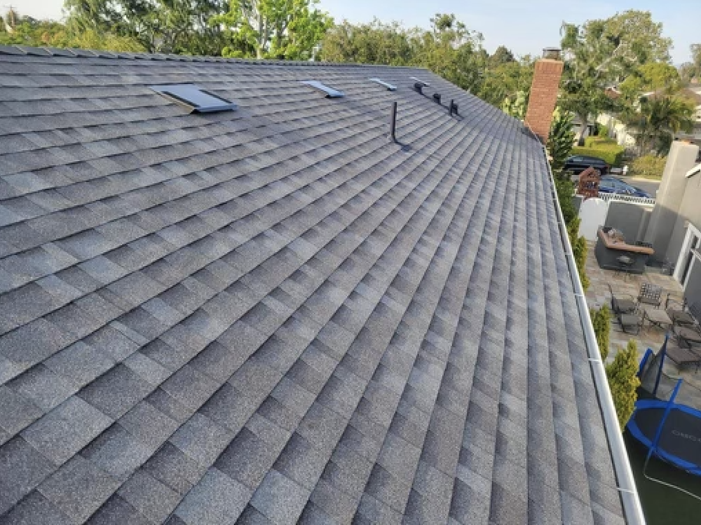 Slide of Hercules Roofing