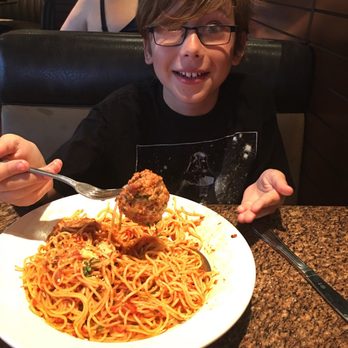BJ's Restaurant & Brewhouse - Pizza Near Me - Modesto, California